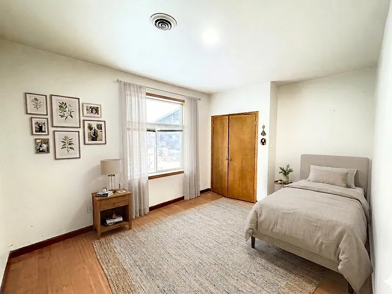 125 Stratford Ave #2 — Photo 1