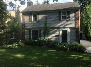 32466 Sheridan Dr, Beverly Hills, MI 48025