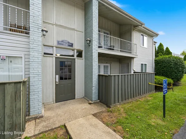 4308 Wisteria Landing Cir Unit 102, Louisville, KY 40218