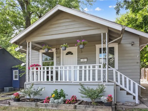 140 N Hardy Ave, Independence, MO 64053
