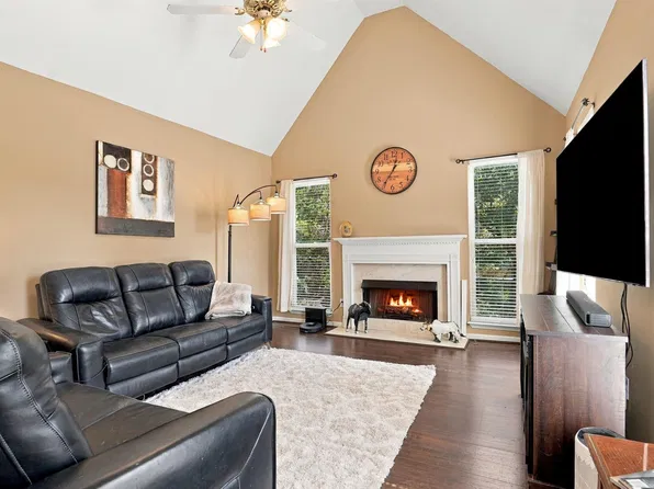 2943 Glen Gate Dr, Helena, AL 35022