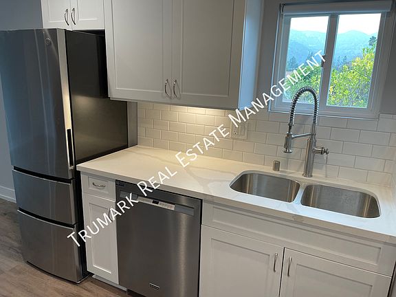 2nd image of 4050 Bemis St #8