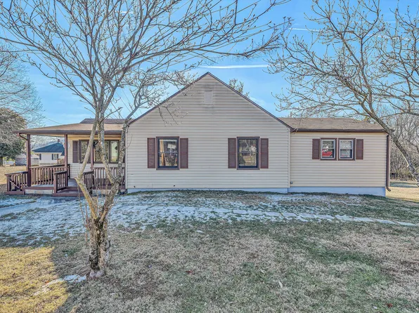 3531 Hemingway Rd, Roanoke, VA 24014