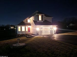 15512 Woodstone Cir, Bristol, VA 24201