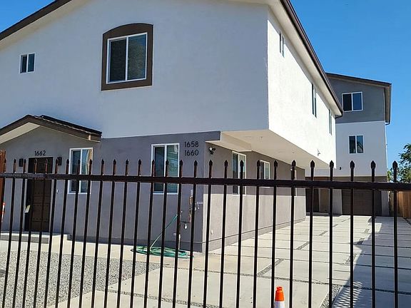 3rd image of 1658 E 60th St #601660B