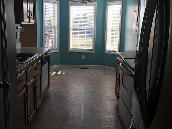 4th image of 790 Ellie Nat Dr