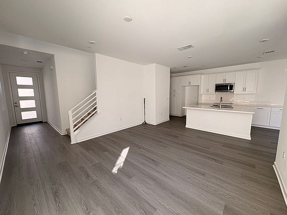 5th image of 2643 E Hyde Paseo