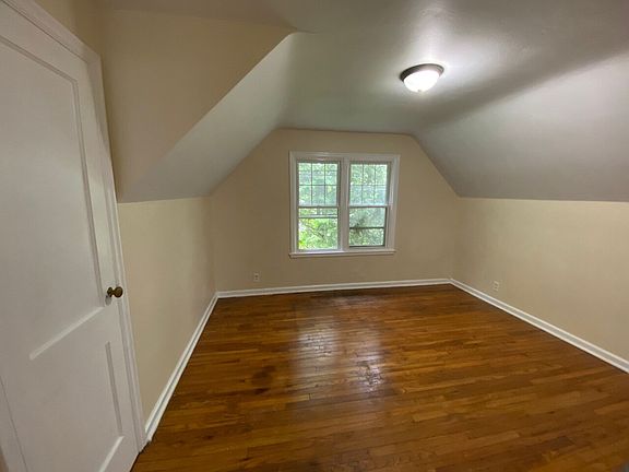 4th image of 1114 N Brookfield St #498121