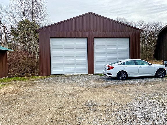 Large garage 