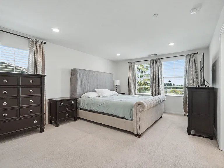 821 Parisa Pl — Photo 28