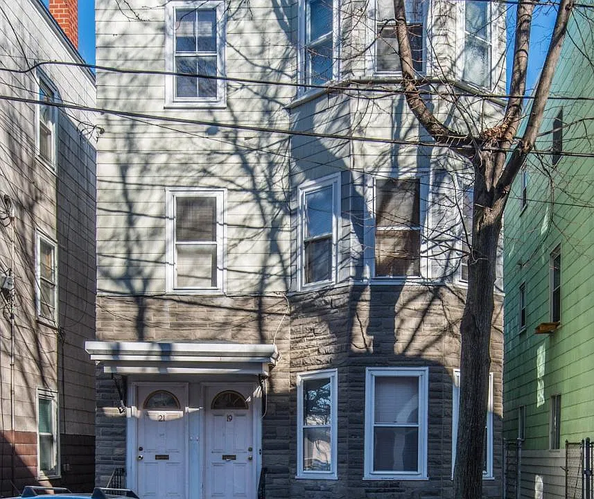 19 Marcella St #1