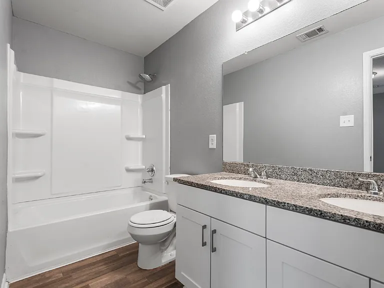 15638 Del Norte Dr — Photo 16