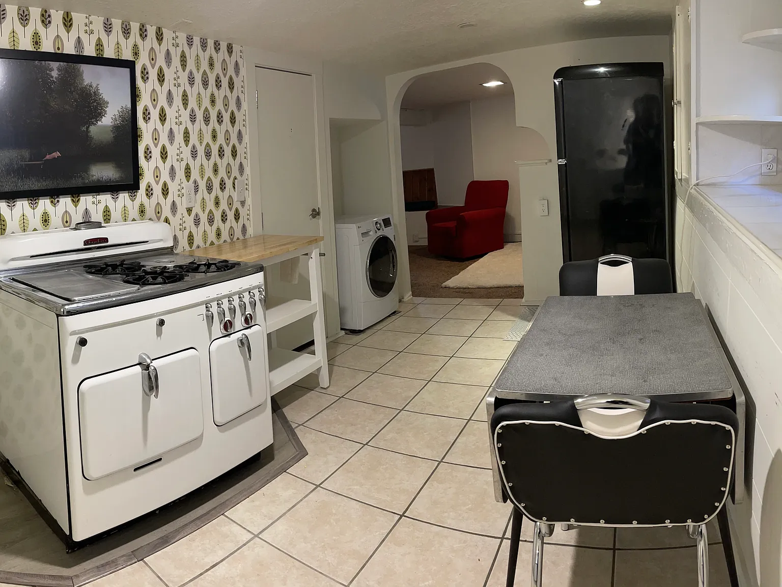 1 bed, 750 sqft, $1,600 — Photo 1