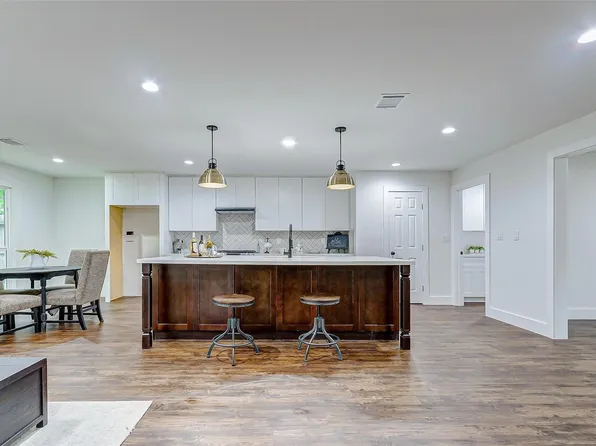 6003 Sanford Rd, Houston, TX 77096