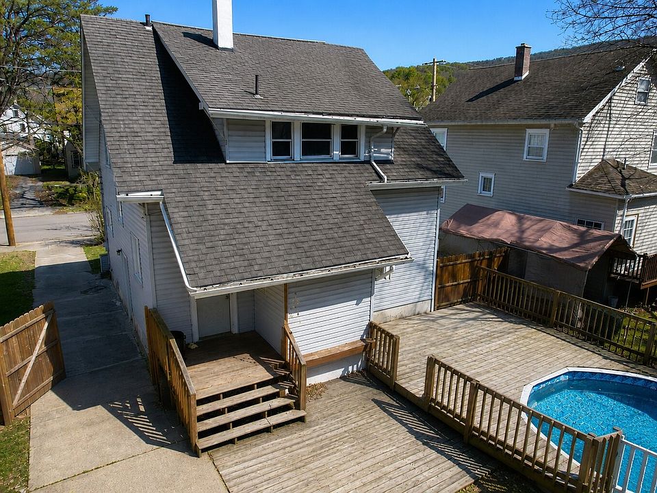 1st image of 20 Vine St