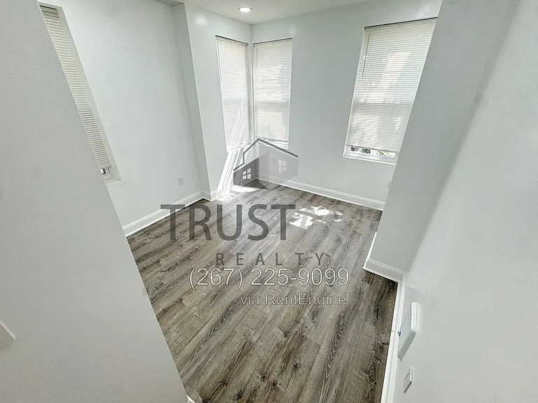 2507 N 19th St #2 — Photo 10