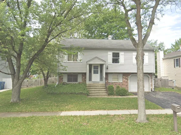 982 Grant St, Bartlett, IL 60103
