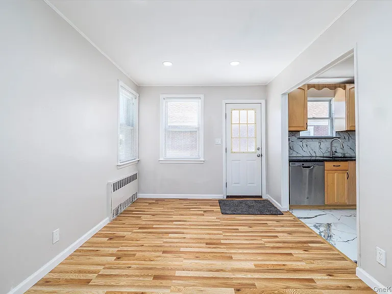 191 Raff Ave — Photo 12