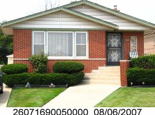 9716 S Marquette Ave, Chicago, IL 60617