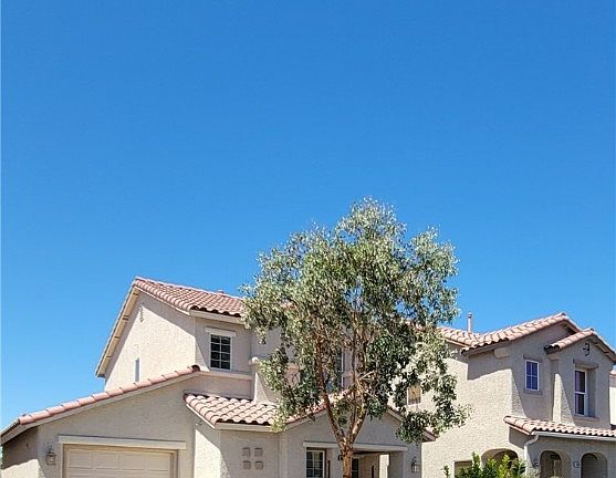 2nd image of 4969 Volcanic Rock Ln