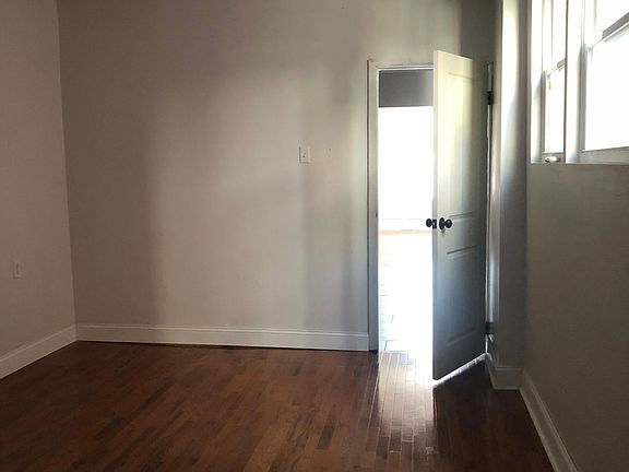 5th image of 9XX N 66th St Floor 1