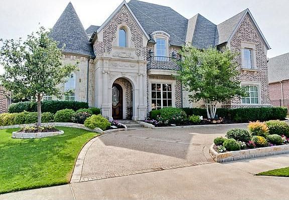 2nd image of 6328 Bluffview Dr