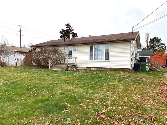 2nd image of 122 McNeill St