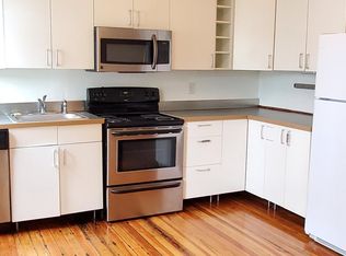 476 Franklin St #1, Cambridge, MA 02139