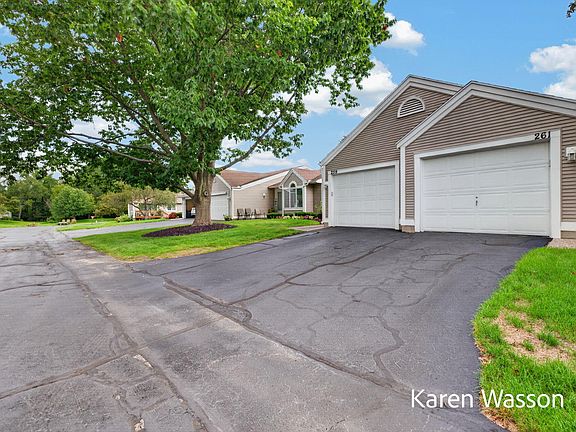 5th image of 259 Appletree Ln
