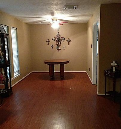 4th image of 10827 Birch Dr