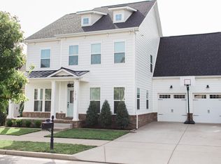 1013 Linden Isle Dr, Franklin, TN 37064