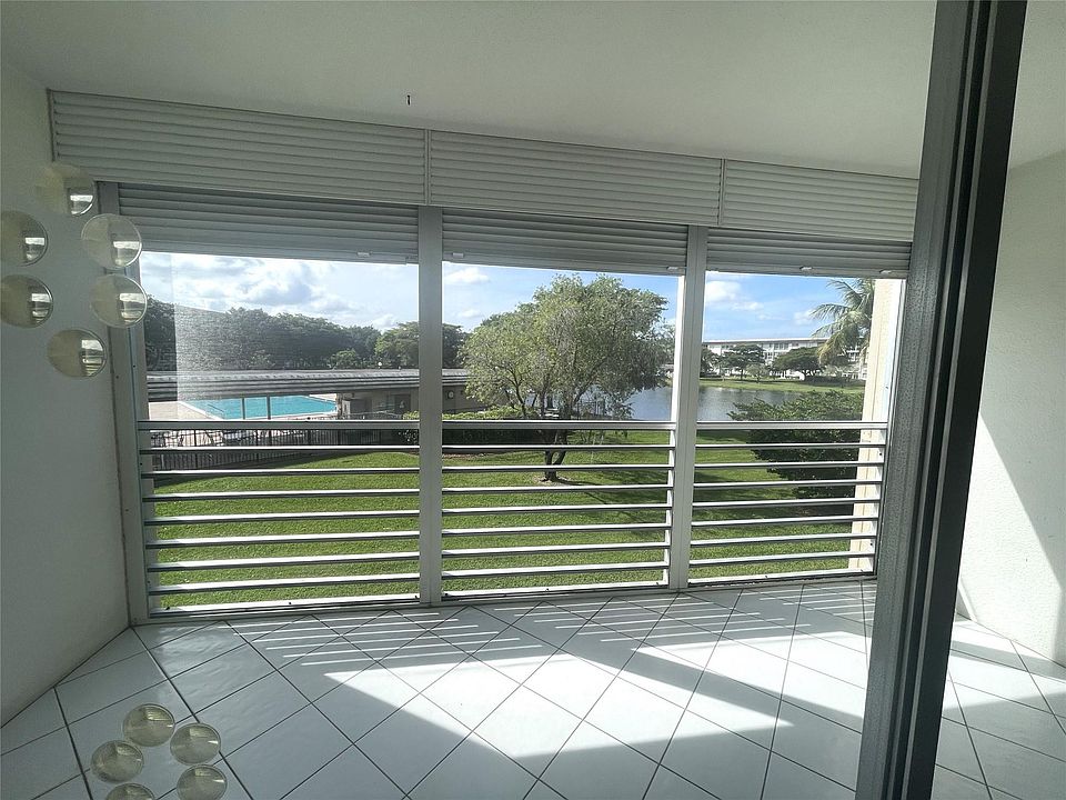 1st image of 1702 Andros Isle #E2