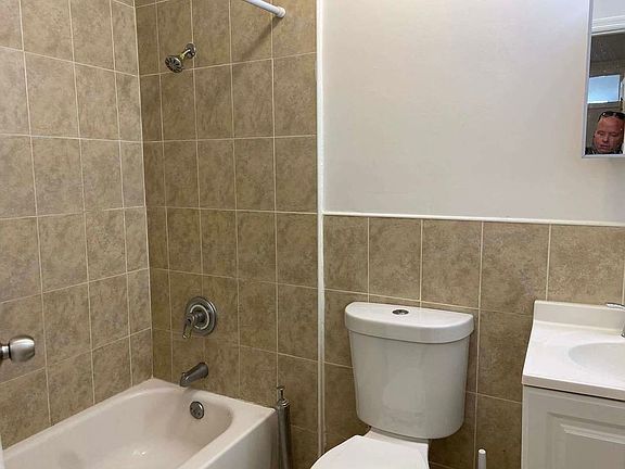 4th image of 233 E 111th St APT 5A