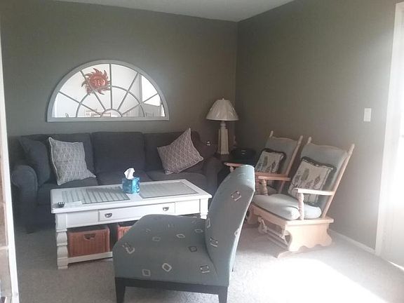 5th image of 425 Tyler Ave APT 11B