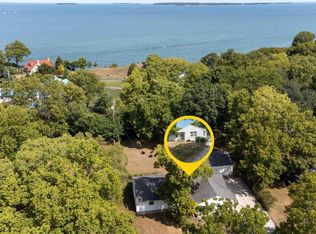 4329 E The Valley Rd, Port Clinton, OH 43452