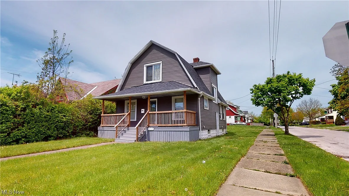 14509 Harvard Ave photo 1