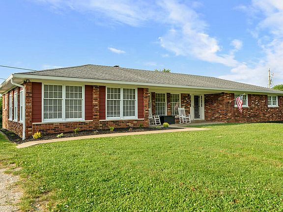 3rd image of 640 Jones Ln
