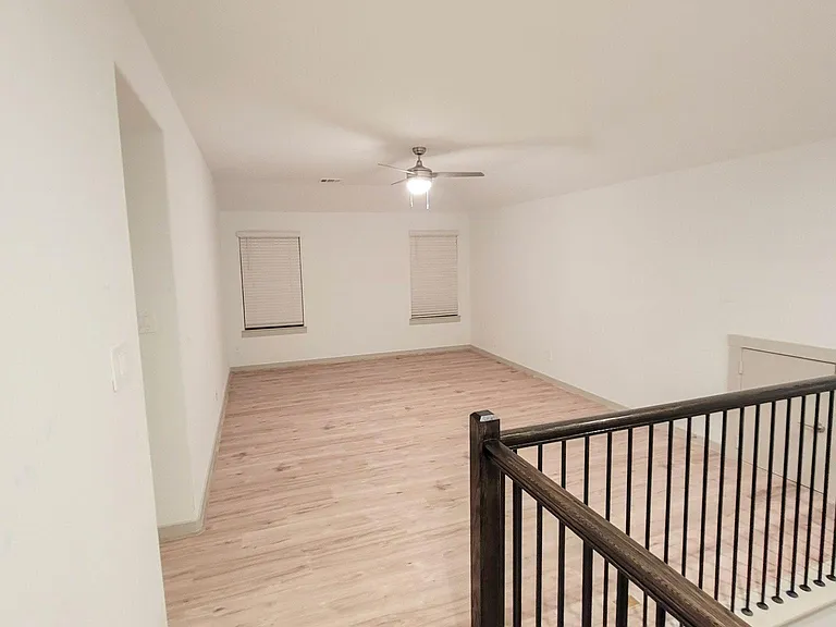 1507 Maple Ridge Dr — Photo 19