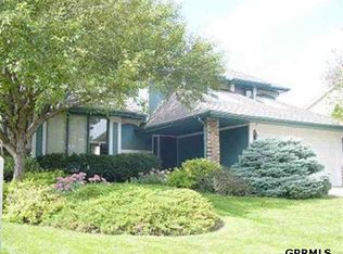 15021 N Cuming St, Omaha, NE 68154