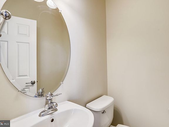5th image of 14604 Crossfield Way