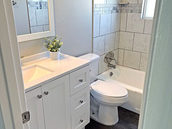 3rd image of 1402 E 14th St #3B-1BA-1020SQFT