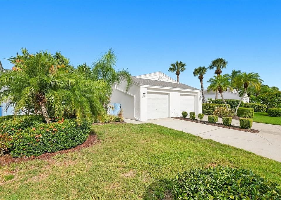 1st image of 825 WATERSIDE LANE