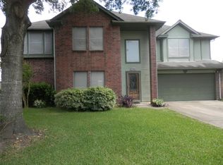 1703 Oak Ridge Dr, Kemah, TX 77565