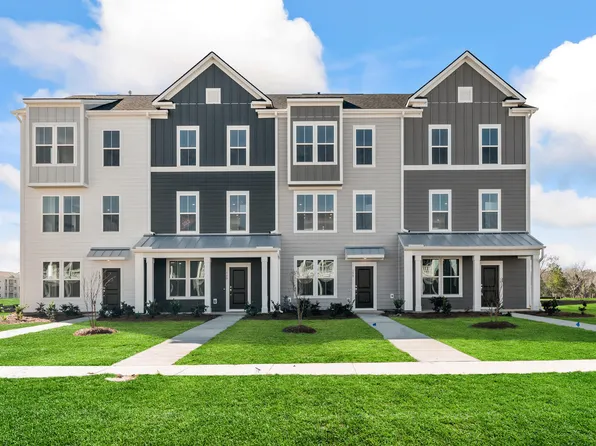 332 Herty Park Dr #261, Moncks Corner, SC 29461