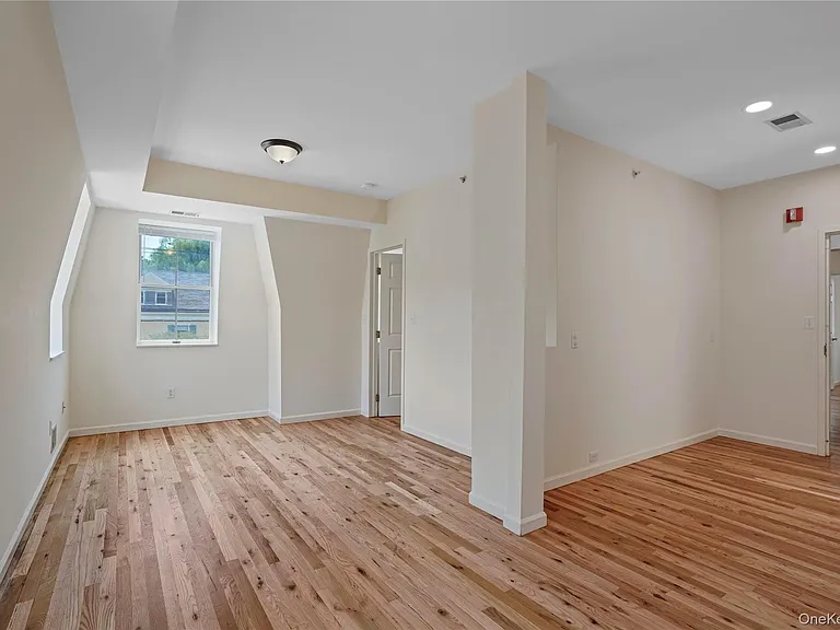 113 Main St #3S — Photo 3