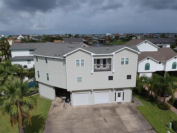 2nd image of 307 Paradise Dr