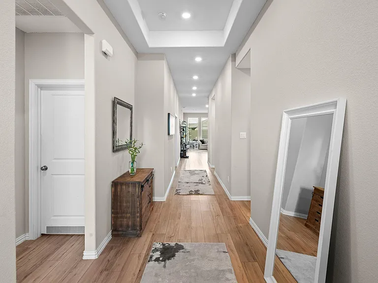 14206 Hawley Village Way — Photo 3