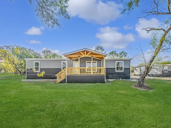 297 Cumberland Trl, Bridgeport, TX 76426