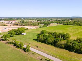 4 W Oak St, Skiatook, OK 74070
