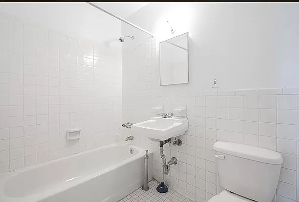 Rented by CitySites Real Estate Group | media 22